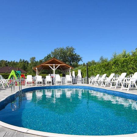Osrodek Wypoczynkowy Slonce Bobolin Hotel Dabki Ngoại thất bức ảnh