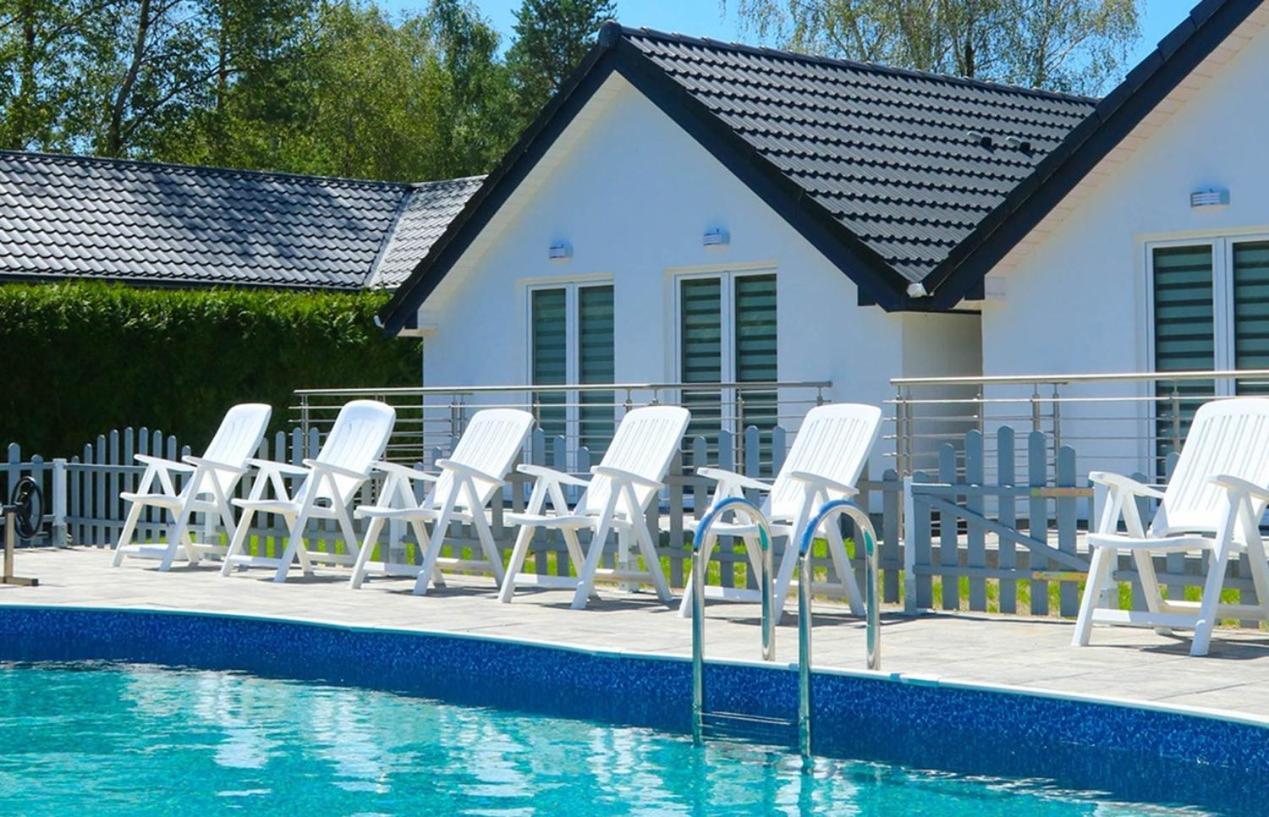 Osrodek Wypoczynkowy Slonce Bobolin Hotel Dabki Ngoại thất bức ảnh